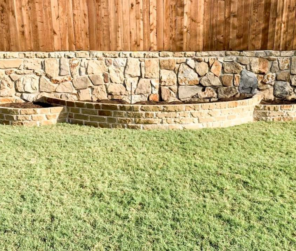 retaining-wall-installation-contractor-aubrey-tx